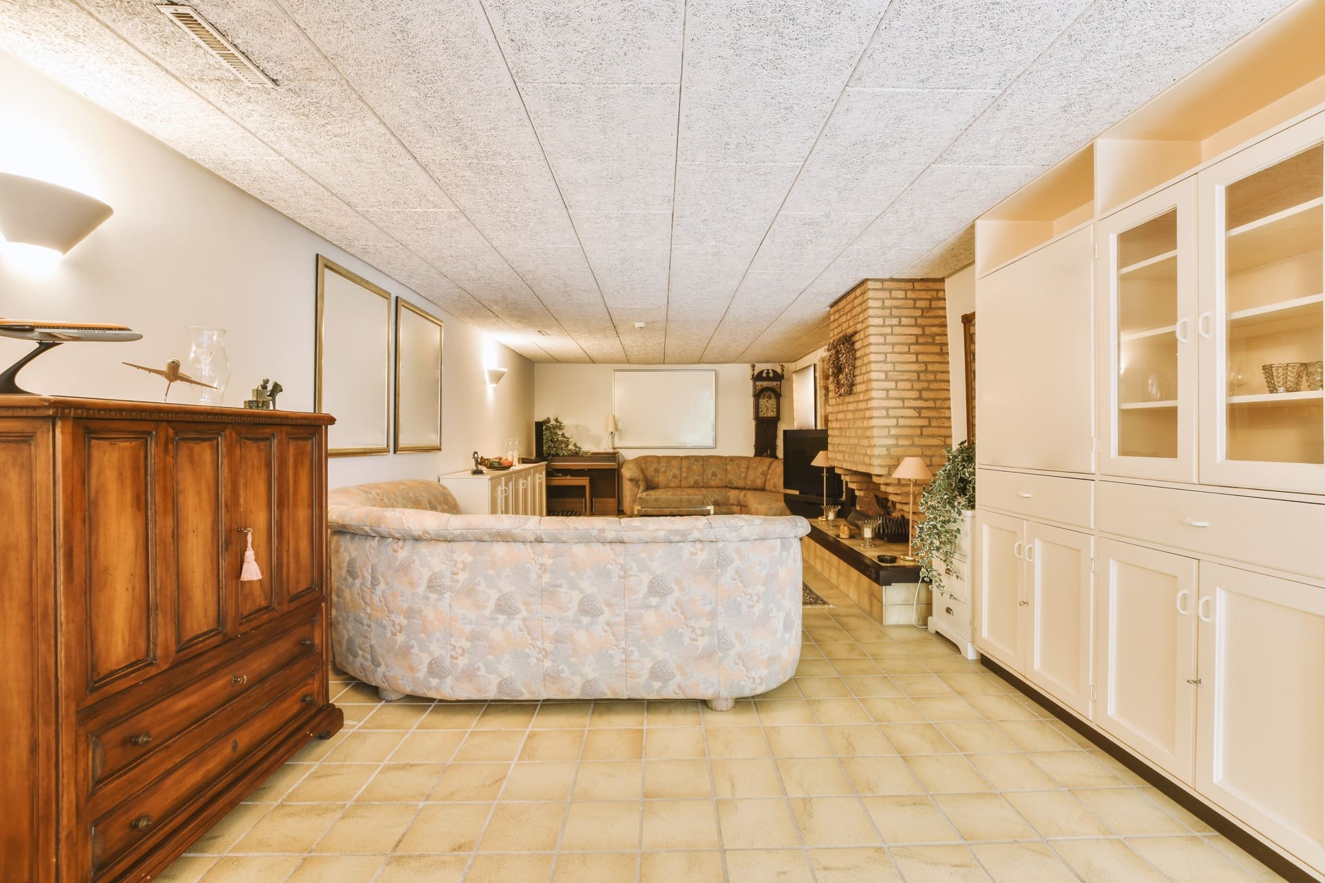 A basement in Mechanicsburg PA refinished by RBC